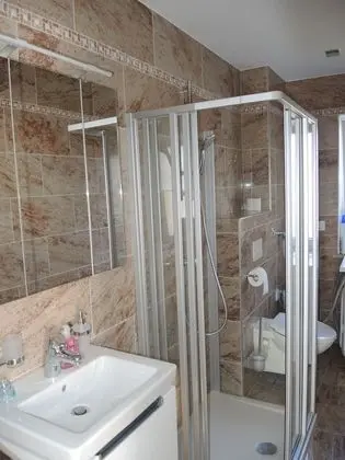 Apart Daire, 1 En Büyük (King) Boy Yatak ve Çekyat, Sigara İçilmez (Apartment 2)