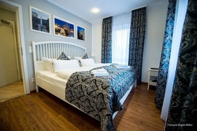 Dubleks, Birden Çok Yatak, Sigara İçilmez (Apartment 3)