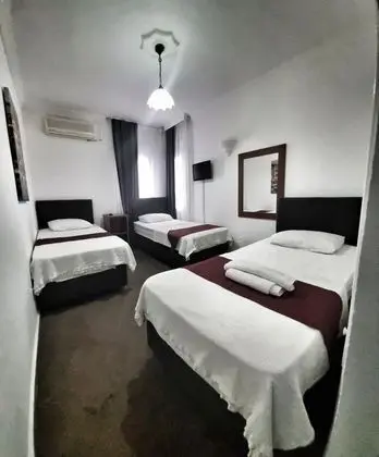 Triple, Manzarasız