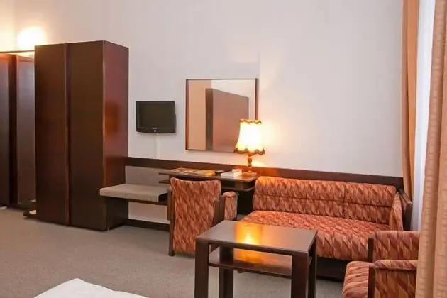 Comfort Tek Büyük veya İki Ayrı Yataklı Oda