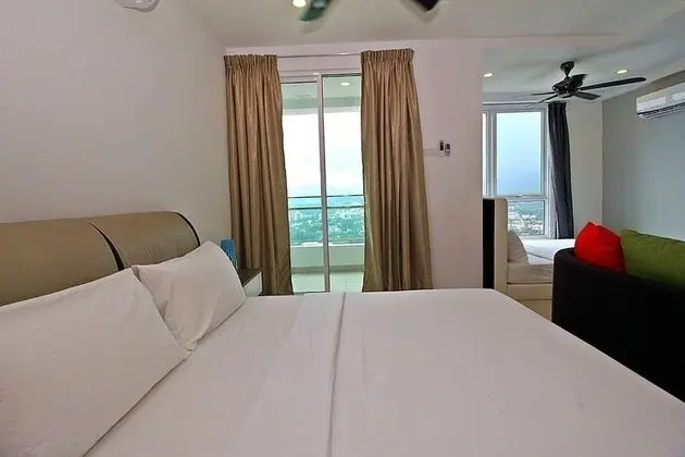 Oda (Studio Suites (P))