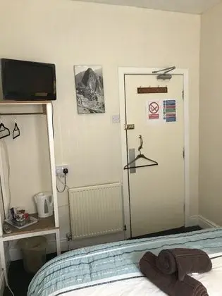 Tek Büyük Yataklı Oda