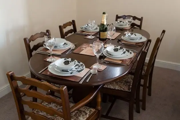 Standard Kır Evi, 3 Yatak Odası (Merlin Barn)