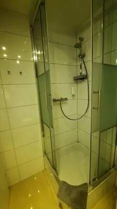 Standard İki Ayrı Yataklı Oda, Özel Banyo (Zweibettzimmer Standard)