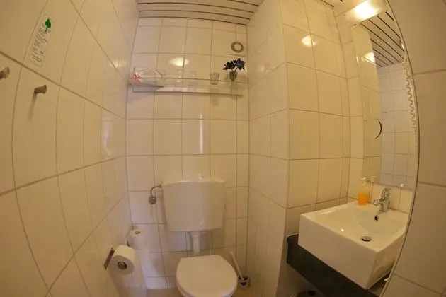 Standard İki Ayrı Yataklı Oda, Özel Banyo (Zweibettzimmer Standard)