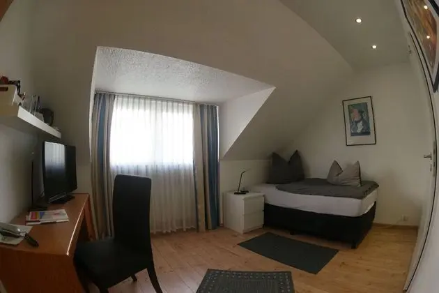 Standard Tek Kişilik Oda, Özel Banyo (Einzelzimmer Standard)