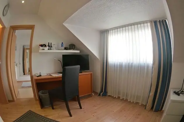 Standard Tek Kişilik Oda, Özel Banyo (Einzelzimmer Standard)