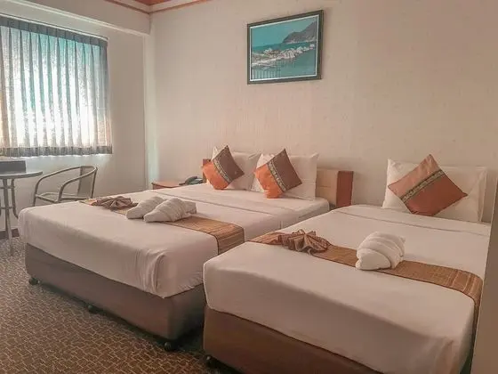 Deluxe Üç Kişilik Oda