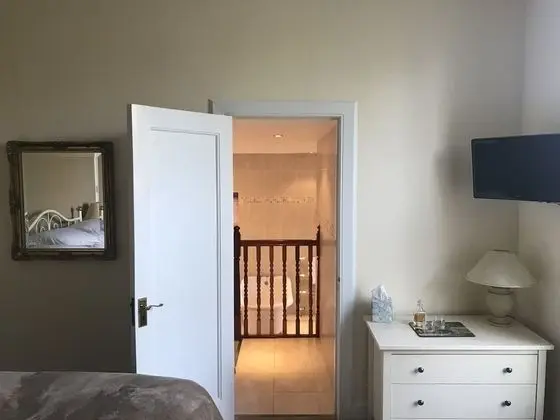 Tek Büyük Yataklı Oda, 1 Çift Kişilik Yatak (Bramble Room)
