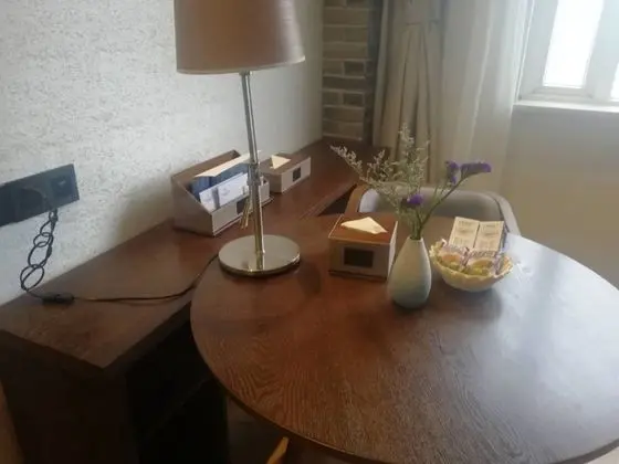 Deluxe Tek Büyük Yataklı Oda (Chinese Citizen Only)