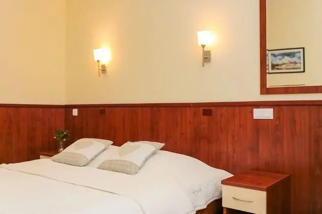 Comfort Tek Büyük veya İki Ayrı Yataklı Oda