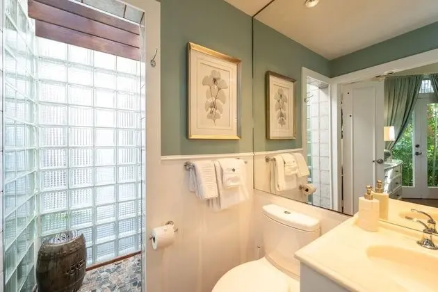 Garden Room - Adult Exclusive