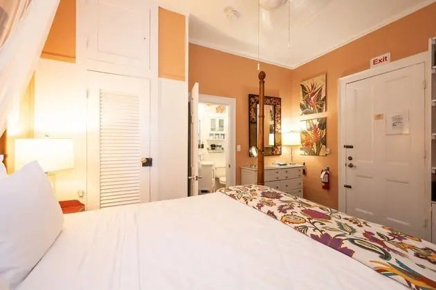 Papaya Room - Adult Exclusive