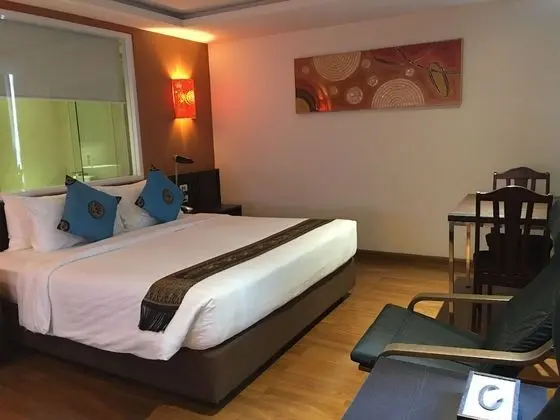 Deluxe King Room