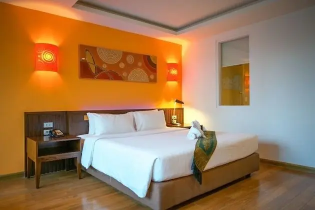 Deluxe King Room