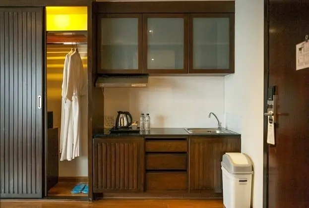 Junior One-Bedroom Suite with Balcony
