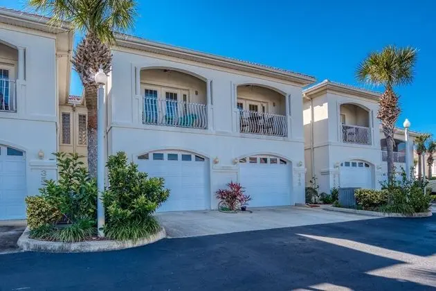 Daire (Mermaid Beach House)