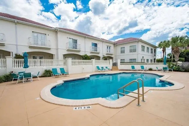 Daire (Mermaid Beach House)