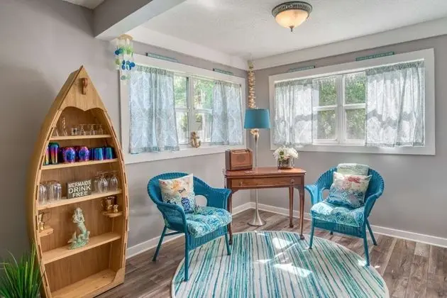 Ev (Mermaid Cottage)