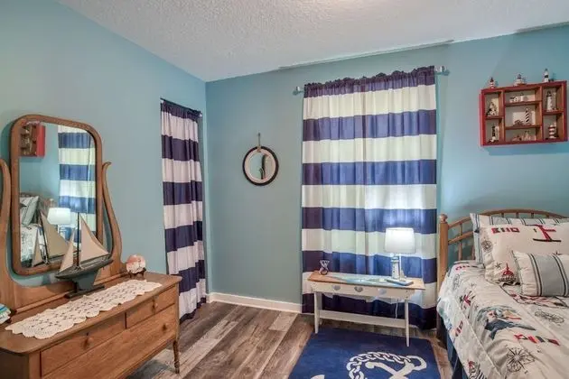 Ev (Mermaid Cottage)
