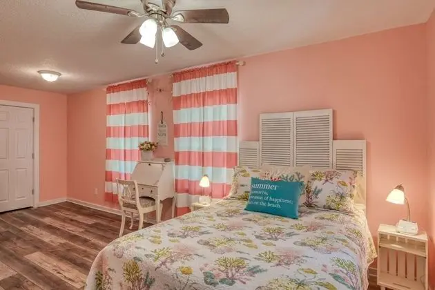 Ev (Mermaid Cottage)