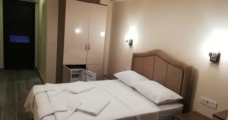 Standard Tek Büyük veya İki Ayrı Yataklı Oda