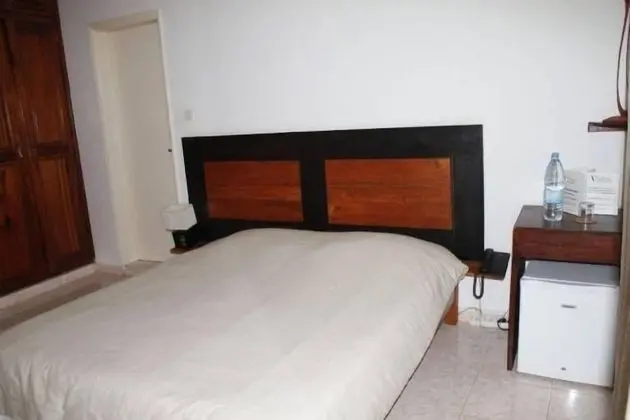 Standard Tek Büyük veya İki Ayrı Yataklı Oda, 1 Çift Kişilik veya 2 Tek Kişilik Yatak