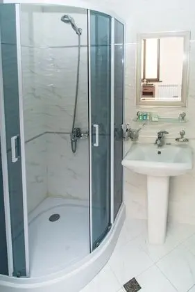 Standard Tek Büyük veya İki Ayrı Yataklı Oda, Şehir Manzaralı