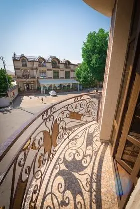 Standard Üç Kişilik Oda, Şehir Manzaralı