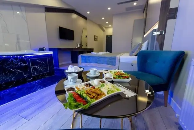 Deluxe Tek Büyük Yataklı Oda, 1 Çift Kişilik Yatak, Şömine