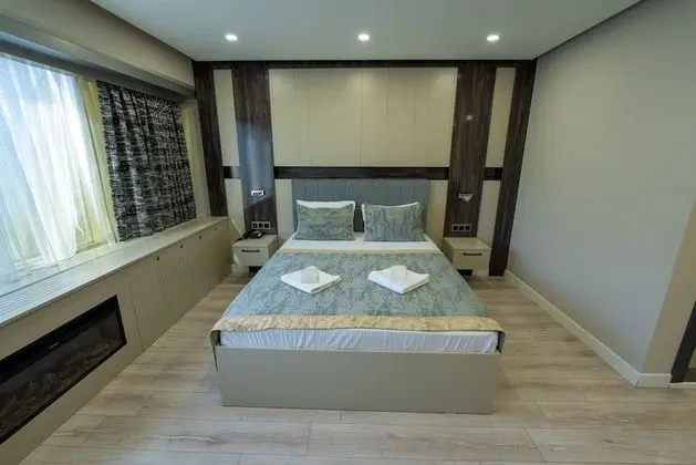 Deluxe Tek Büyük Yataklı Oda, 1 Çift Kişilik Yatak, Şömine