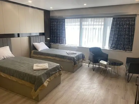 Standard Tek Büyük veya İki Ayrı Yataklı Oda