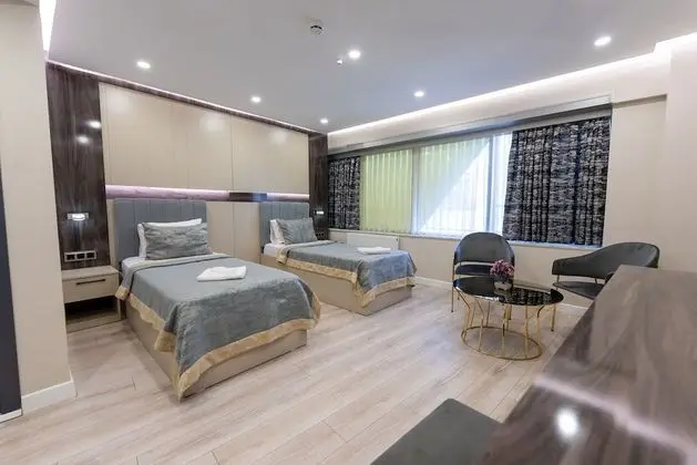 Standard Tek Büyük veya İki Ayrı Yataklı Oda