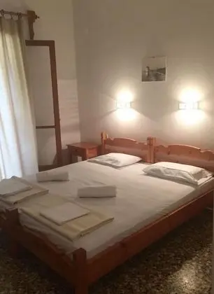 Tek Büyük veya İki Ayrı Yataklı Oda, Bahçe Manzaralı