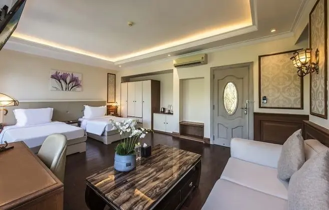 Executive Suite Seaview