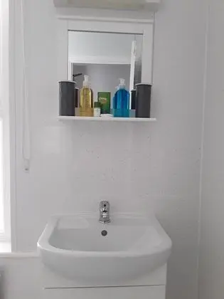 İki Ayrı Yataklı Oda, Banyolu/Duşlu
