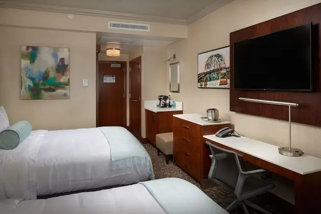 Club Oda, 2 Büyük (Queen) Boy Yatak, Sigara İçilmez, Şehir Manzaralı (Club Lounge Access)