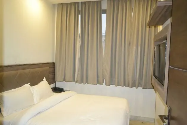 Deluxe Üç Kişilik Oda