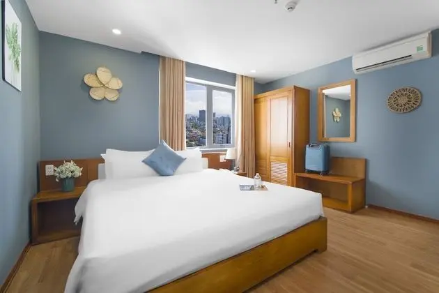 Deluxe Tek Büyük Yataklı Oda