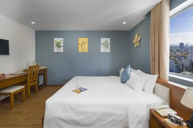 Deluxe Tek Büyük Yataklı Oda