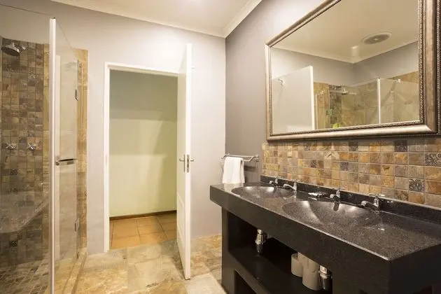 Ev, 3 Yatak Odası (Lodge )