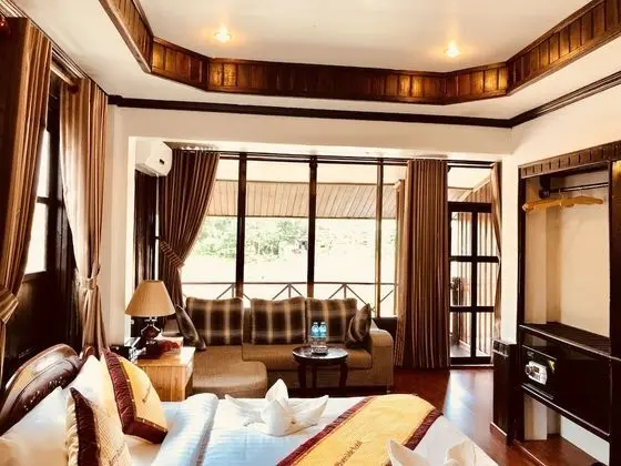 Oda, Balkon, Nehir Manzaralı (King)