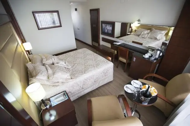 Standart Oda, Deniz ve Şehir Manzaralı