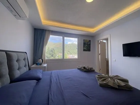 Basic Tek Büyük Yataklı Oda