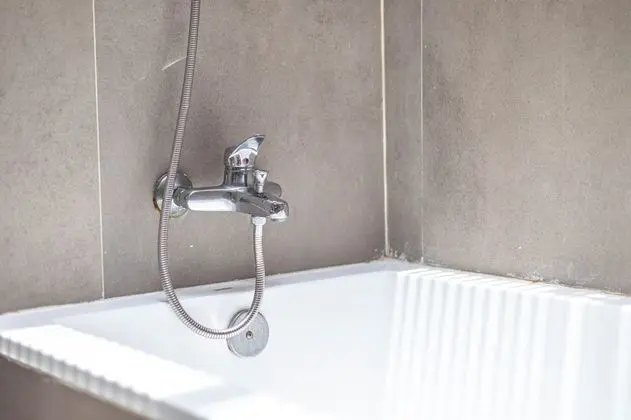 Standard Tek Büyük veya İki Ayrı Yataklı Oda, 1 Çift Kişilik Yatak, Havuz Manzaralı (Grand)