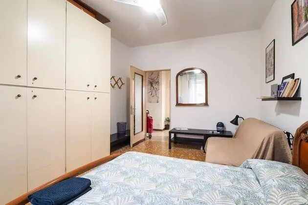 Dört Kişilik Oda, Ortak Banyo