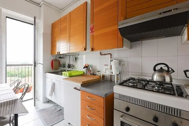 Dört Kişilik Oda, Ortak Banyo