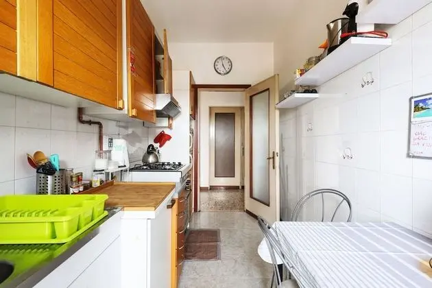 Tek Büyük Yataklı Oda, Ortak Banyo