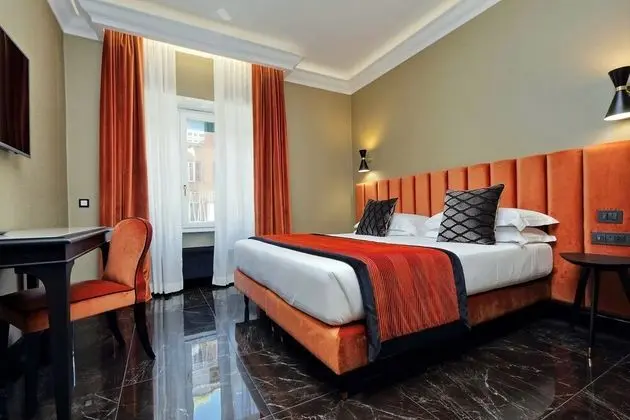 Classic Tek Büyük veya İki Ayrı Yataklı Oda