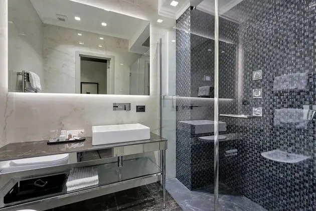 Classic Tek Büyük veya İki Ayrı Yataklı Oda